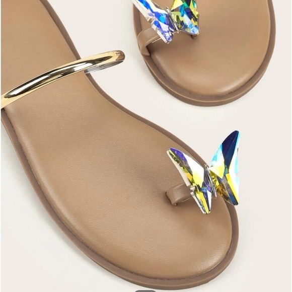 Butterfly decor toe loop sandals - Picture 4 of 4
